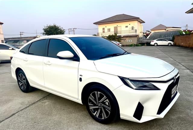 Toyota Yaris Ativ